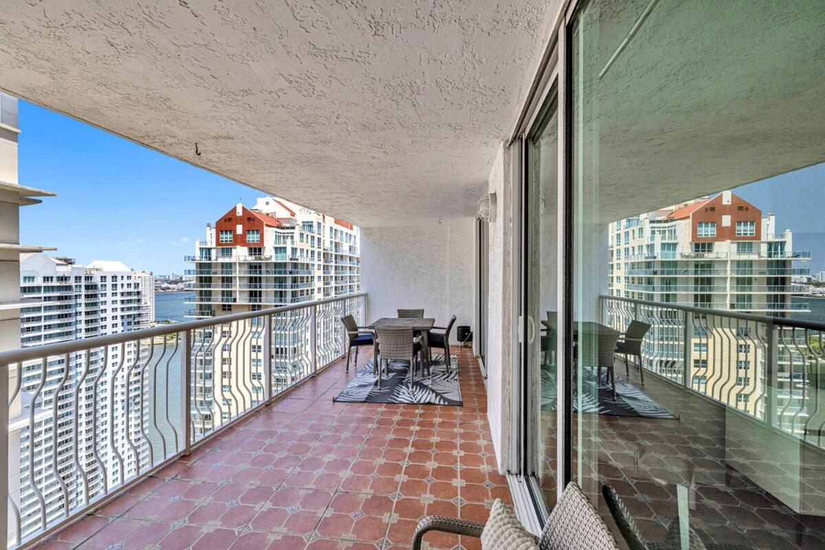 Pleasant 1 Bed 1 Bth Brickell Miami