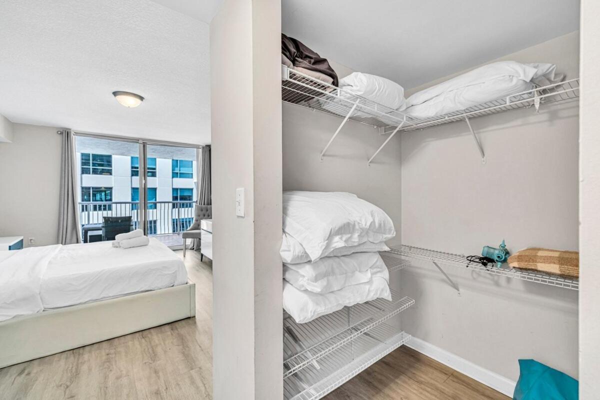 Pleasant 1 Bed 1 Bth Brickell Apartment Miami